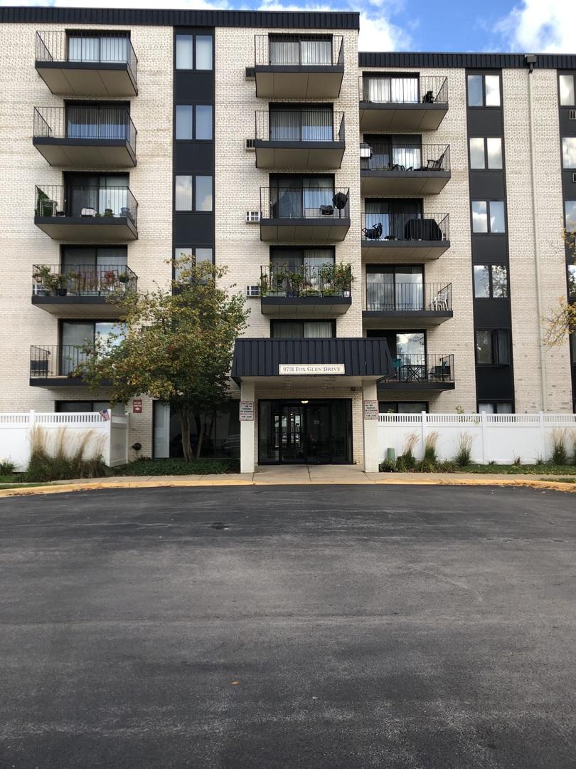 9731 N Fox Glen Dr. #3K, Niles, IL 60714