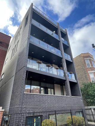 New Homes with a Master Bedroom on the 1st Floor in Ukrainian Village: October 28th to November 3rd
