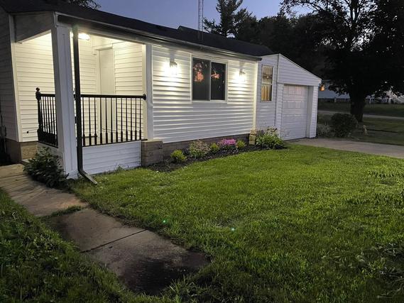 1710 W 4th St., Dixon, IL 61021