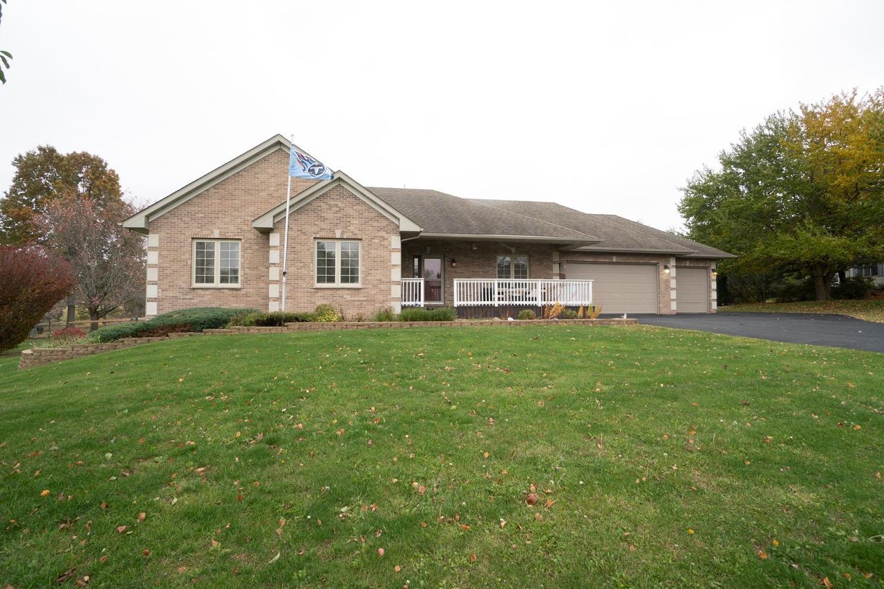 3271 N Silver Ridge Dr., Oregon, IL 61061