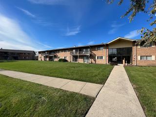 7410 Brookdale Dr. #105, Darien, IL 60561