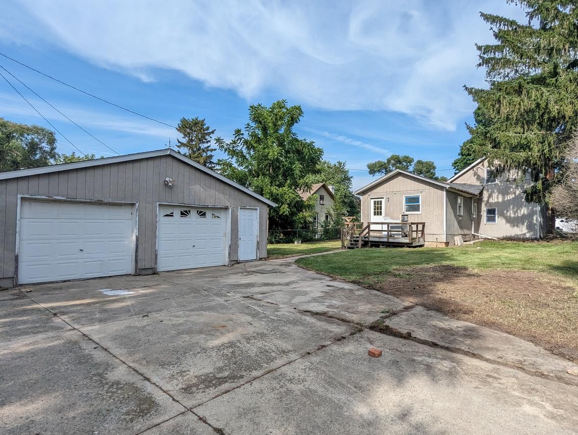 208 Adams, Ridott, IL 61067