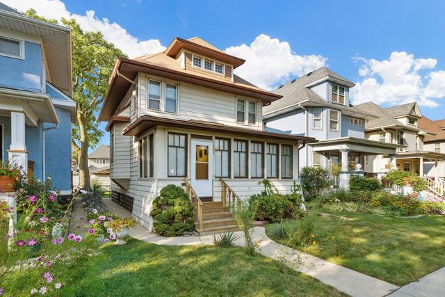 4826 W Warner Ave., Chicago, IL 60641