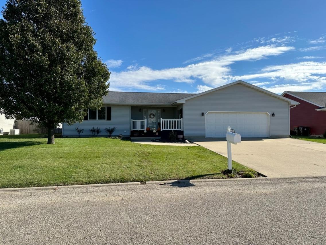 3 Prairieview St., Wenona, IL 61377