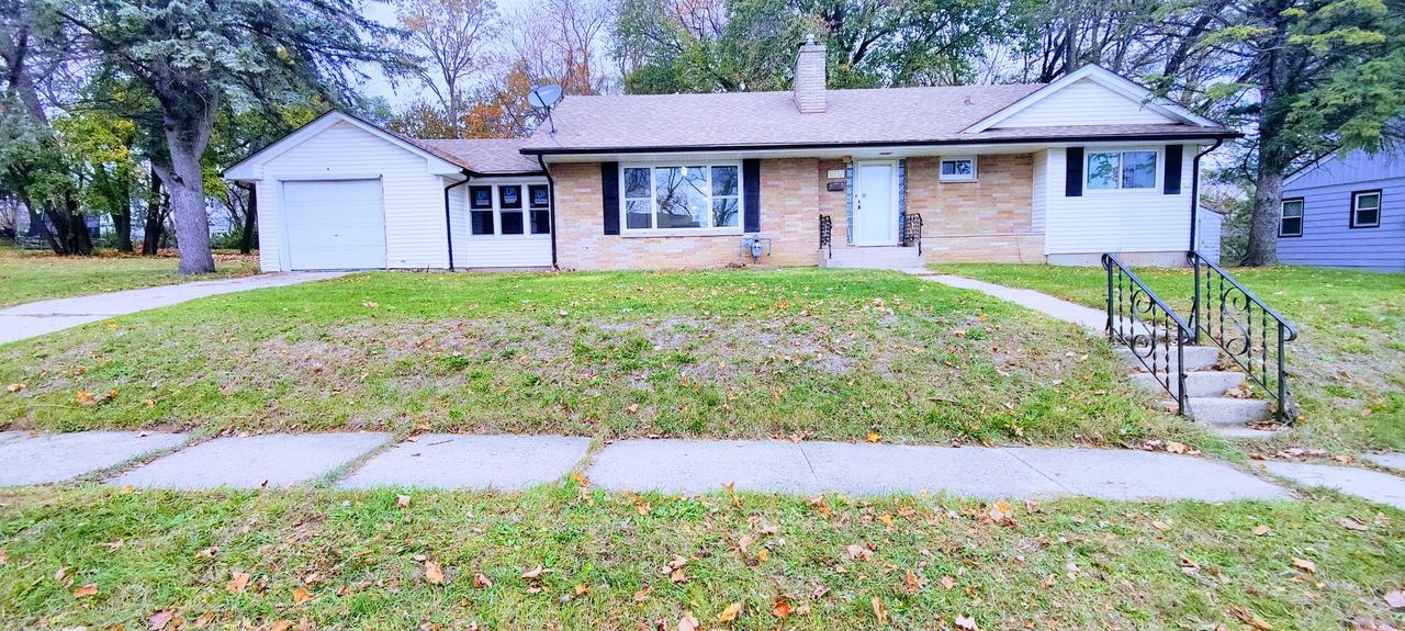 811 Indiana Ave., Rockford, IL 61102
