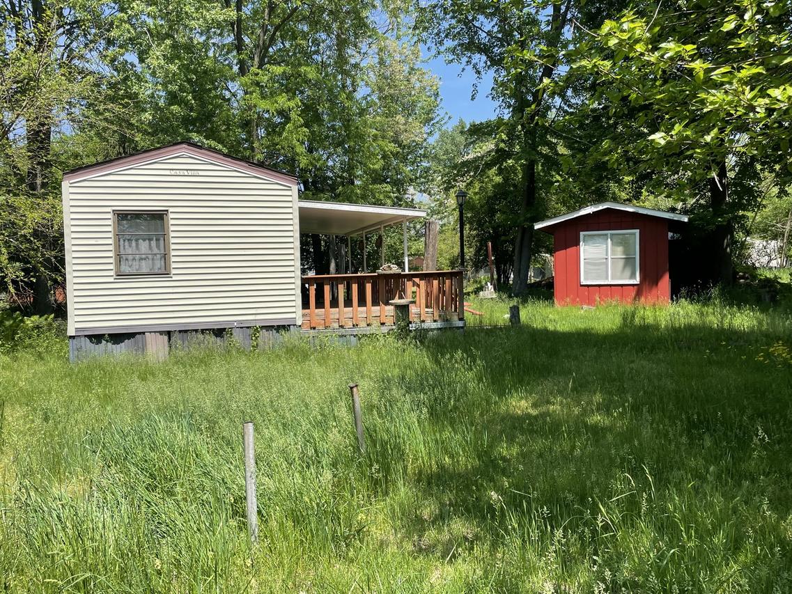 28-74 Woodhaven Lakes, Sublette, IL 61367