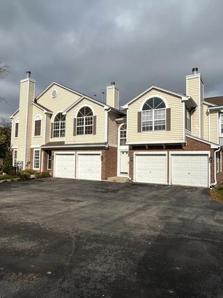 866 Lansing Ct. #15-7, Vernon Hills, IL 60061