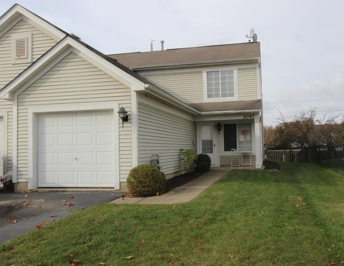 3047 Impressions Dr., Lake In The Hills, IL 60156