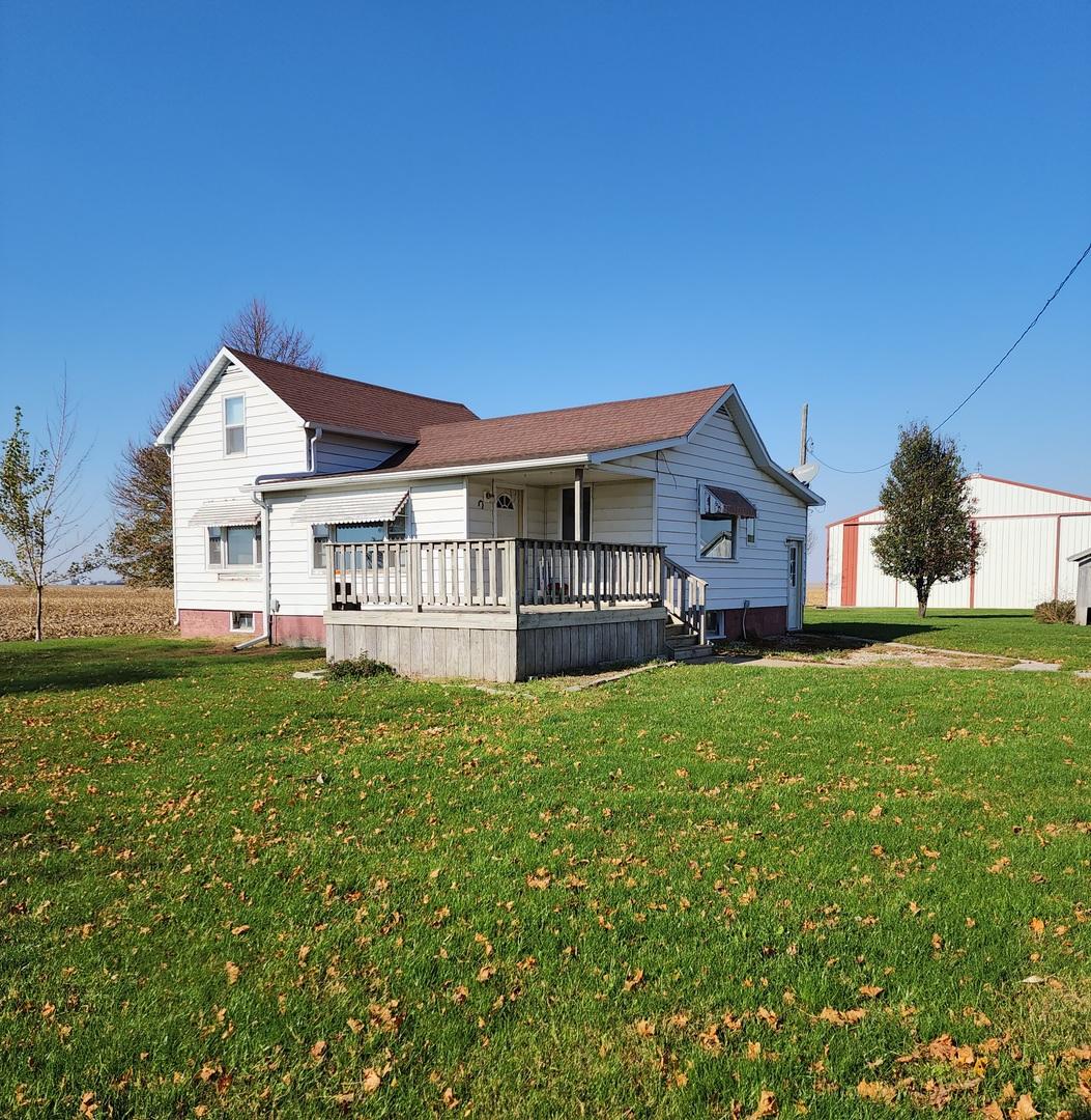 670 E 2300 North Rd., Danforth, IL 60930