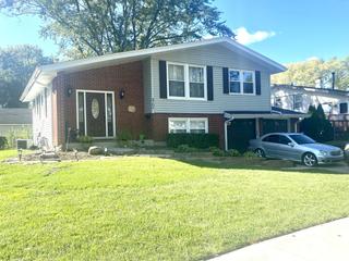 4703 Carr St., Rolling Meadows, IL 60008