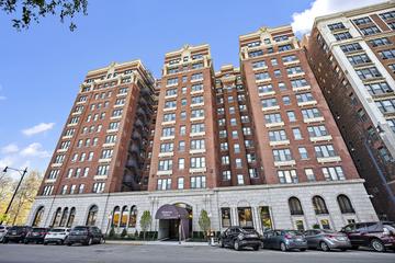 5300 S South Shore Dr. #36, Chicago, IL 60615