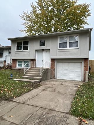 21406 Peterson Ave., Sauk Village, IL 60411