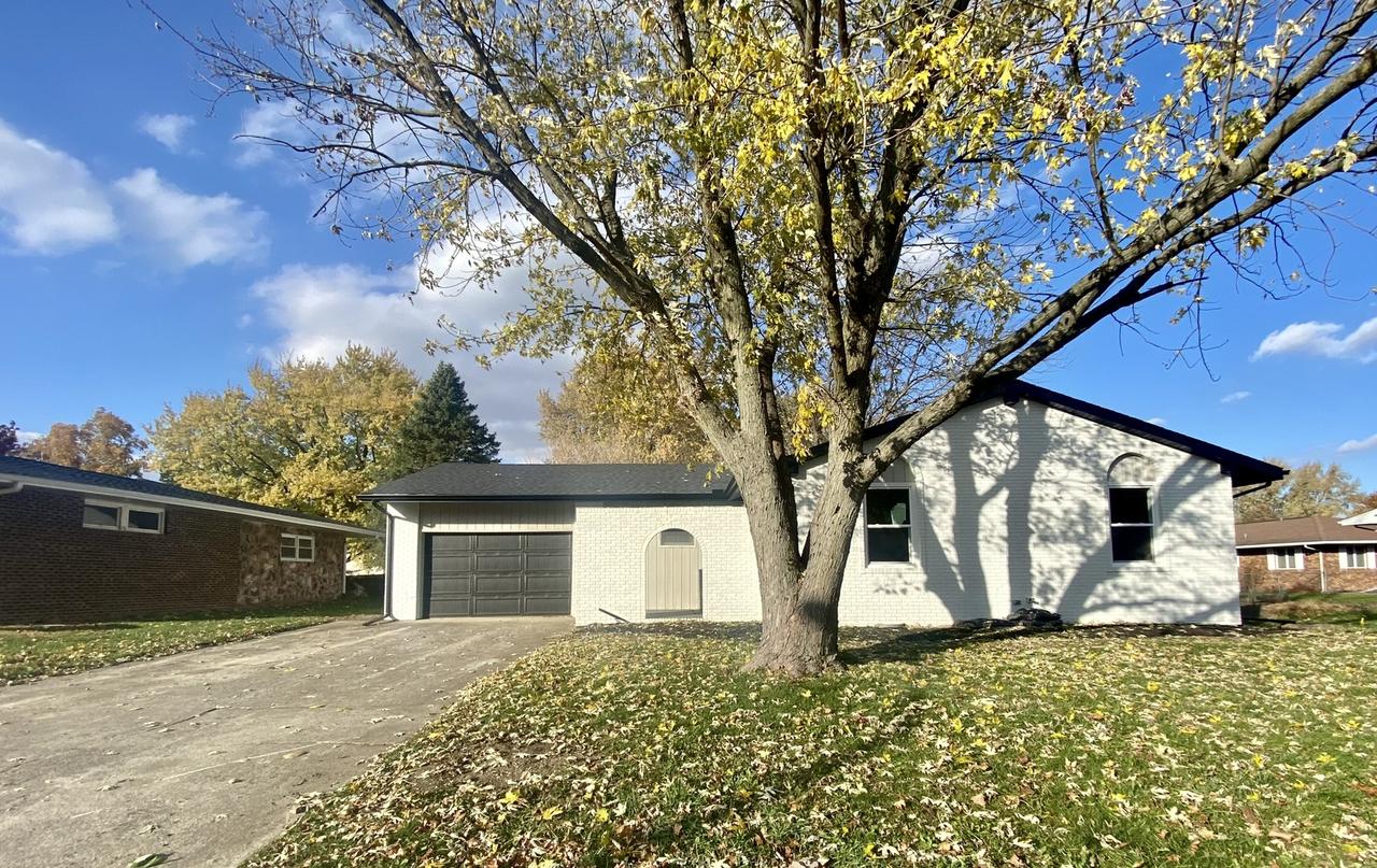 595 Pinecrest Pl., Rantoul, IL 61866
