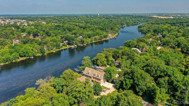 6N048 Riverside Dr., St. Charles, IL 60174