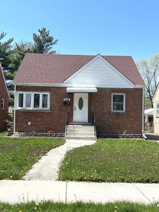 442 Morris Ave., Bellwood, IL 60104