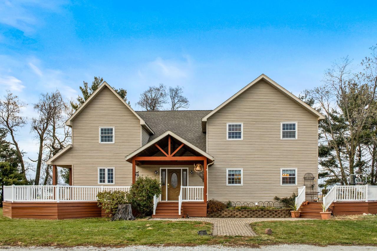 3160 N 1500 Rd., Clifton, IL 60927