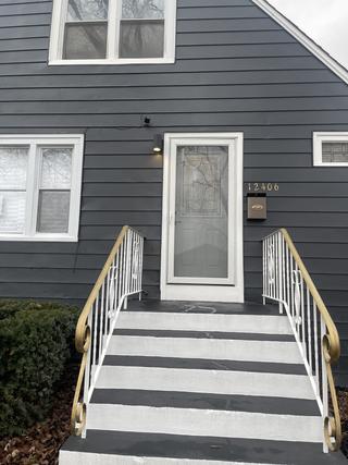 12406 S Lowe Ave., Chicago, IL 60628