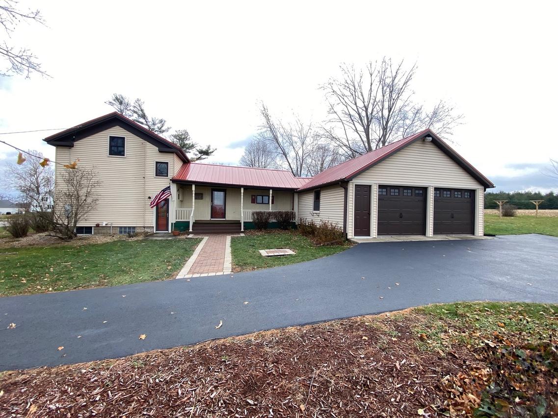 4976 S Lowell Park Rd., Polo, IL 61064