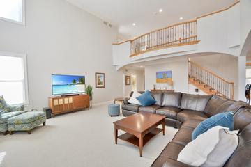 280 Joshua Dr., Hawthorn Woods, IL 60047