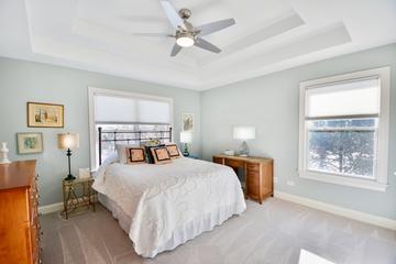 280 Joshua Dr., Hawthorn Woods, IL 60047