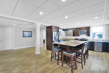 280 Joshua Dr., Hawthorn Woods, IL 60047