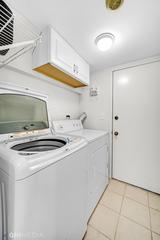 1621 W Portsmith Ln., Arlington Heights, IL 60004