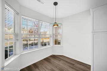 1621 W Portsmith Ln., Arlington Heights, IL 60004