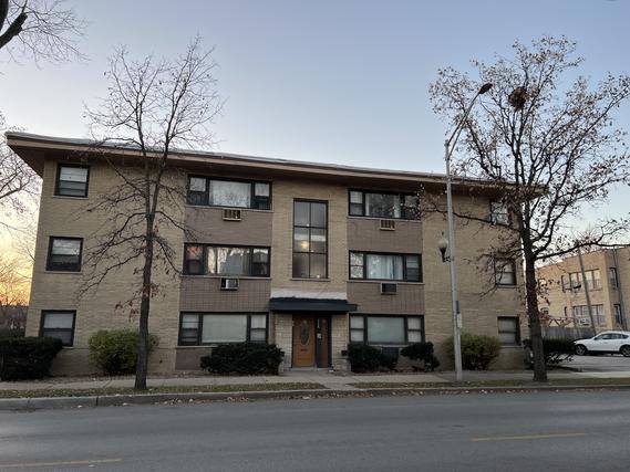 2 Le Moyne Pkwy. #3N, Oak Park, IL 60302