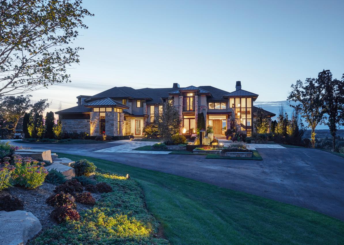 315 S Valley Hill Rd., Bull Valley, IL 60098