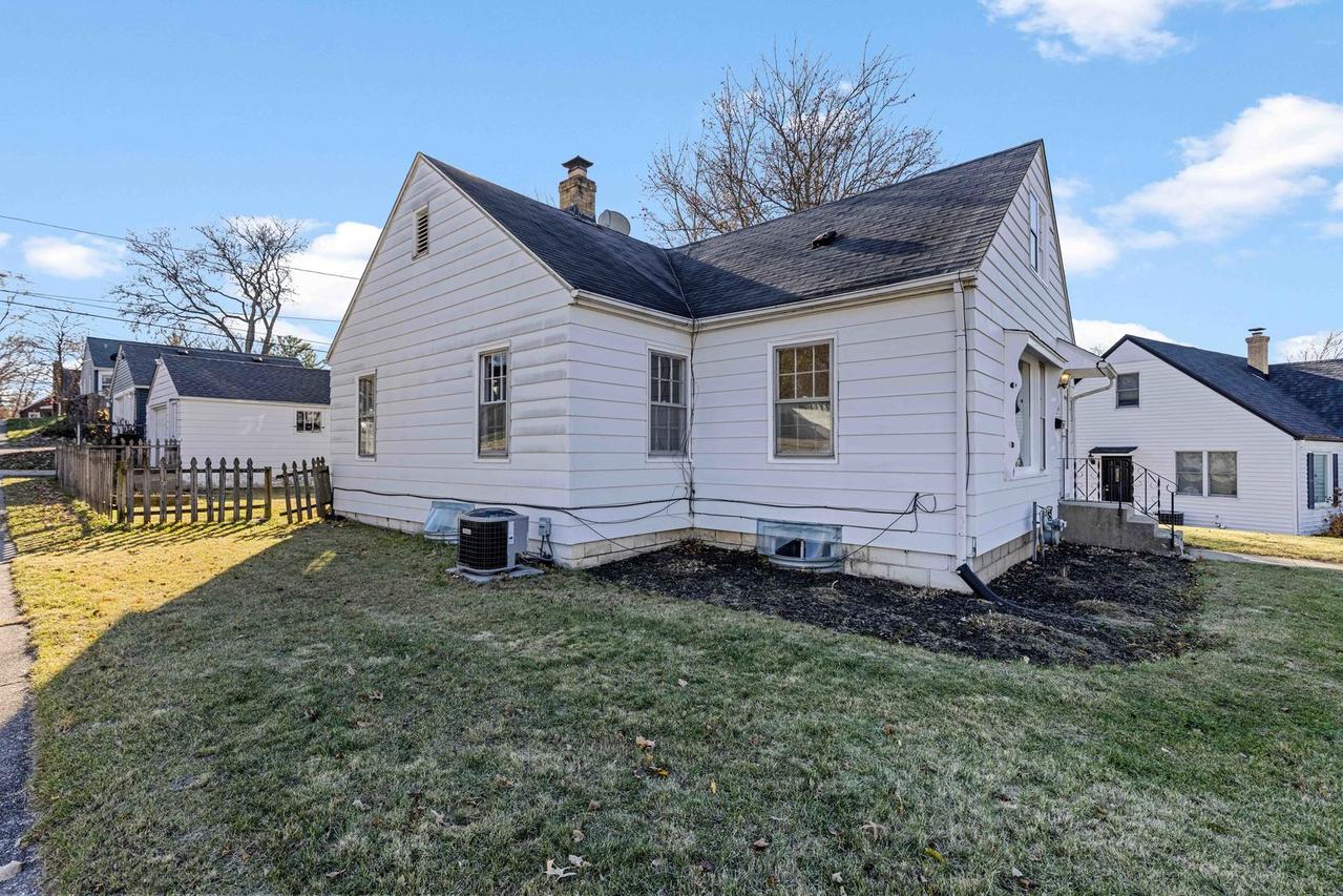 2104 Idaho Pkwy., Rockford, IL 61108