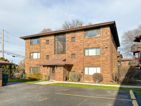 New Homes For Sale This Week That Attend Oak Lawn Comm High School: November 17th to November 23rd
