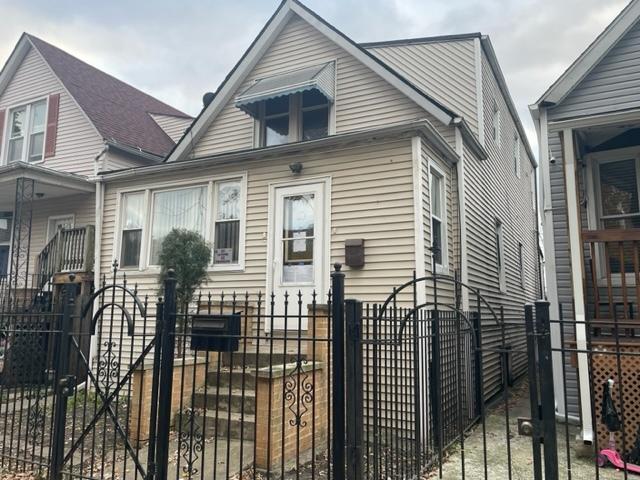 1524 N Keating Ave., Chicago, IL 60651