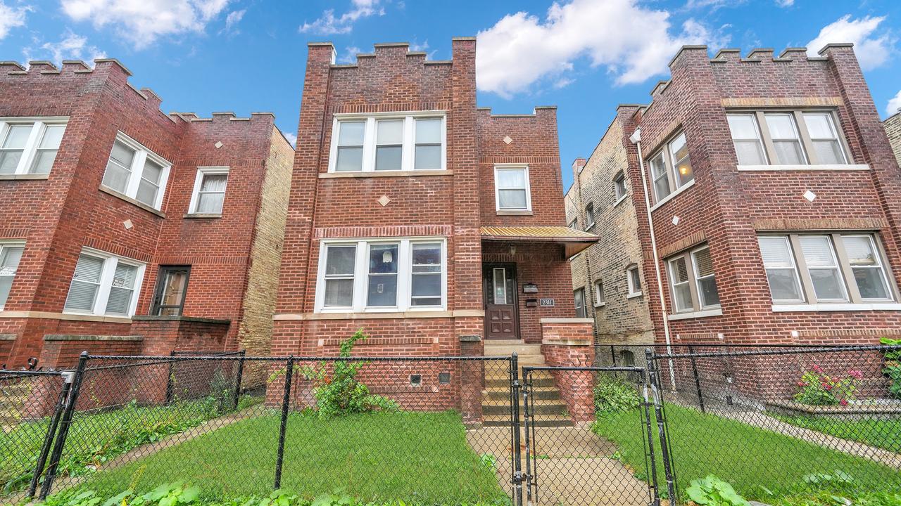 2311 W Diversey Ave., Chicago, IL 60647