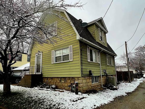517 W Jefferson St., Joliet, IL 60435