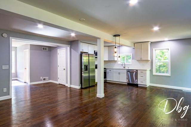 38434 N 4th Ave., Spring Grove, IL 60081