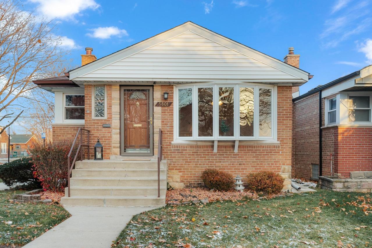 5801 S Merrimac Ave., Chicago, IL 60638