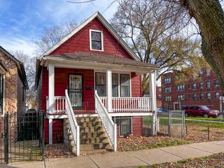 8953 S Muskegon Ave., Chicago, IL 60617