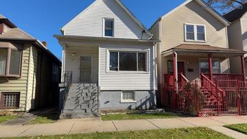 8643 S Manistee Ave., Chicago, IL 60617