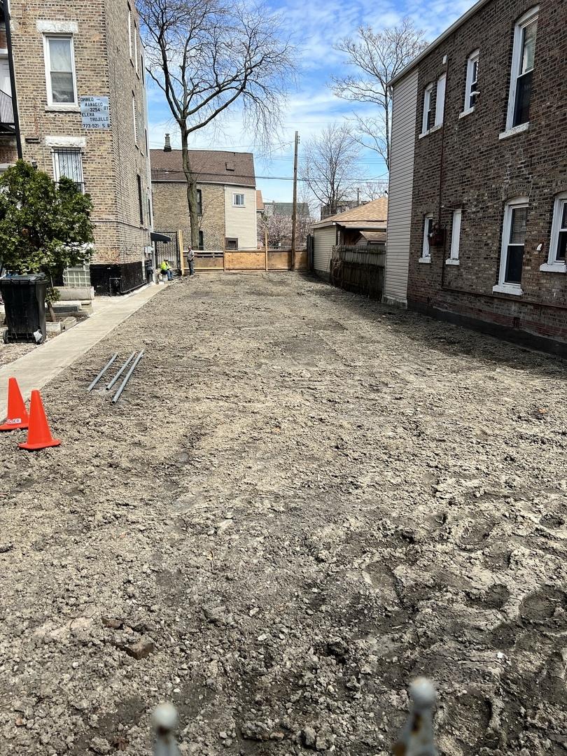 3252 W 23rd St., Chicago, IL 60623