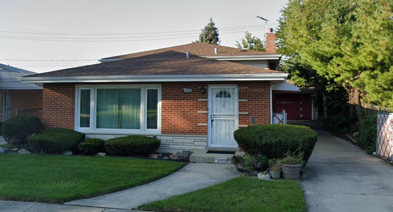 2720 W Seipp St., Chicago, IL 60652