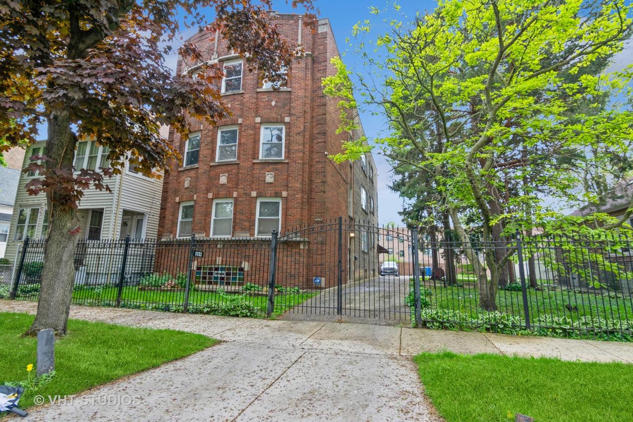 1133 E 81st Pl., Chicago, IL 60619