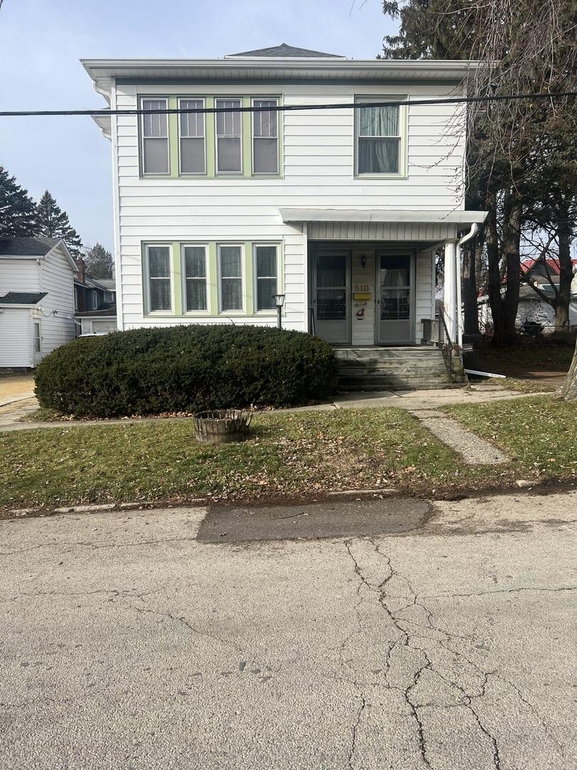 510 N Brick Ave., Freeport, IL 61032