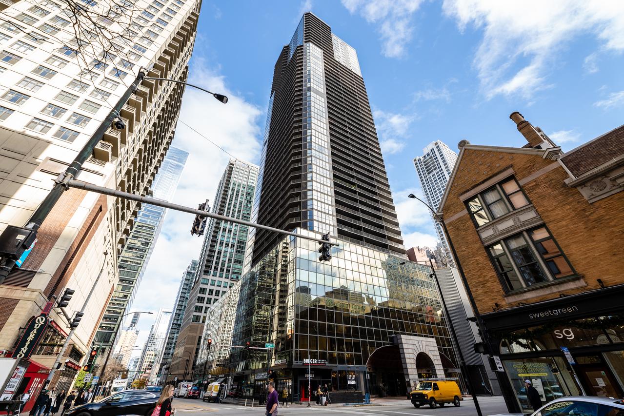 10 E Ontario St. #S-602, Chicago, IL 60611