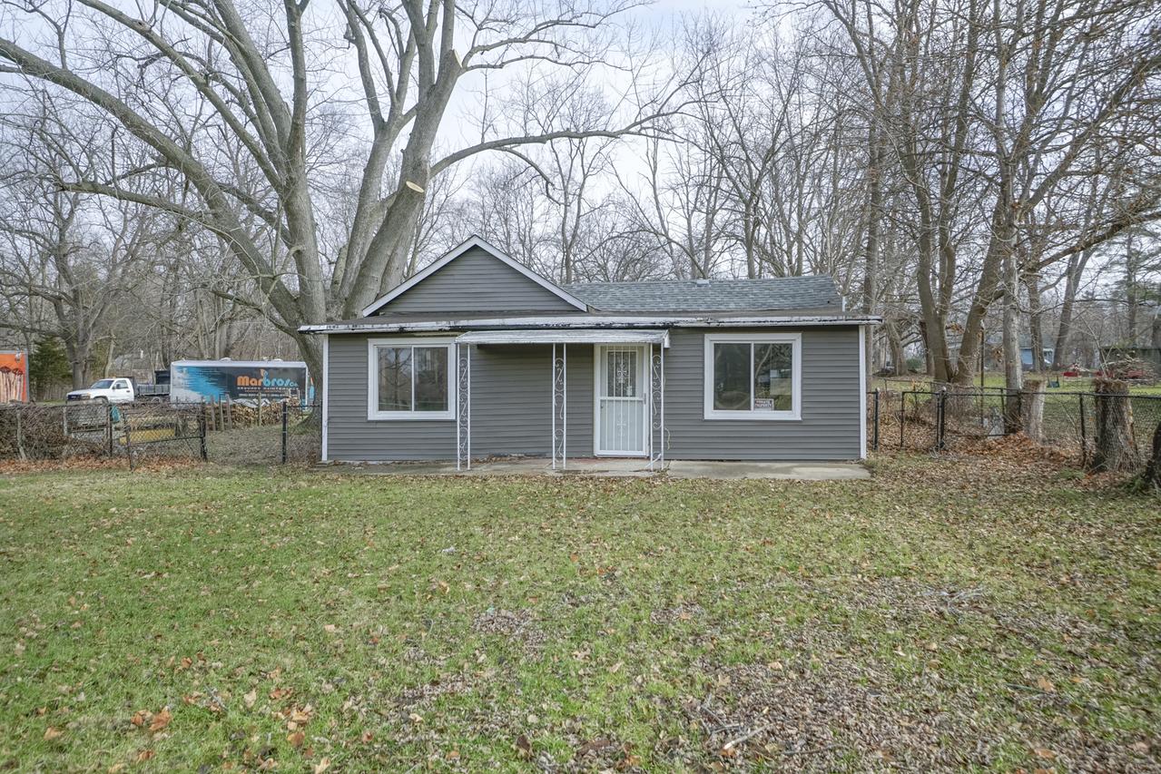 214 Daisyfield Rd., Rockford, IL 61102