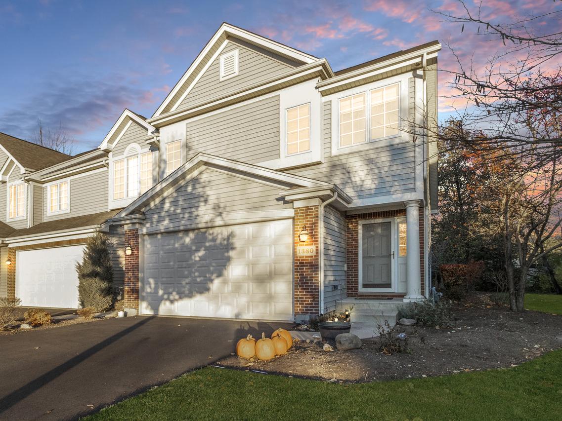 1380 Prairie View Pkwy., Cary, IL 60013