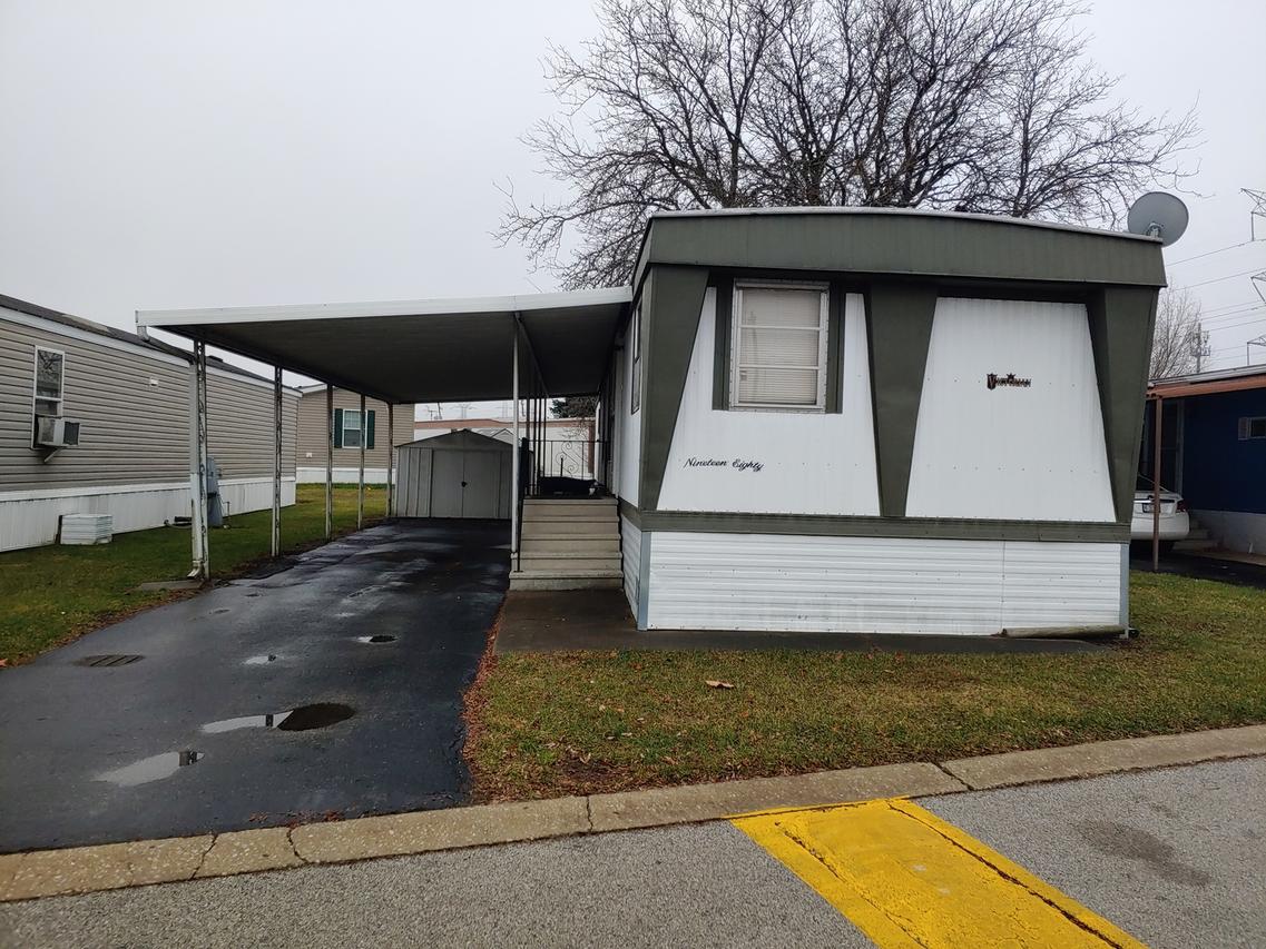 8800 S Harlem Ave. #1980, Bridgeview, IL 60455