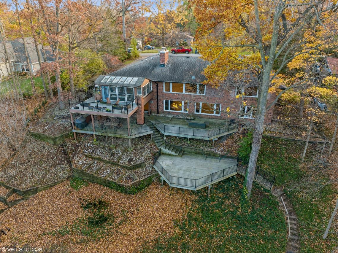 60 Brookdale Ln., Palatine, IL 60067