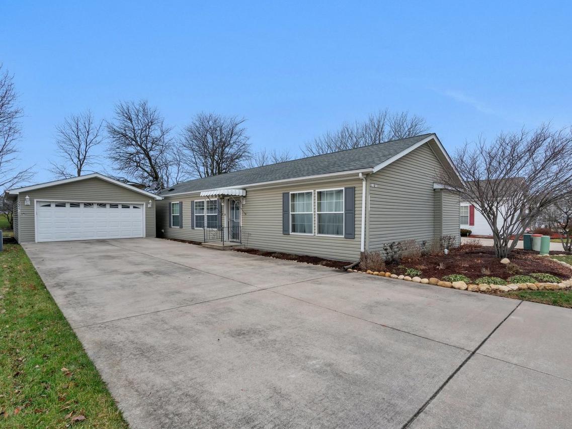 22438 S Remington Dr., Channahon, IL 60410