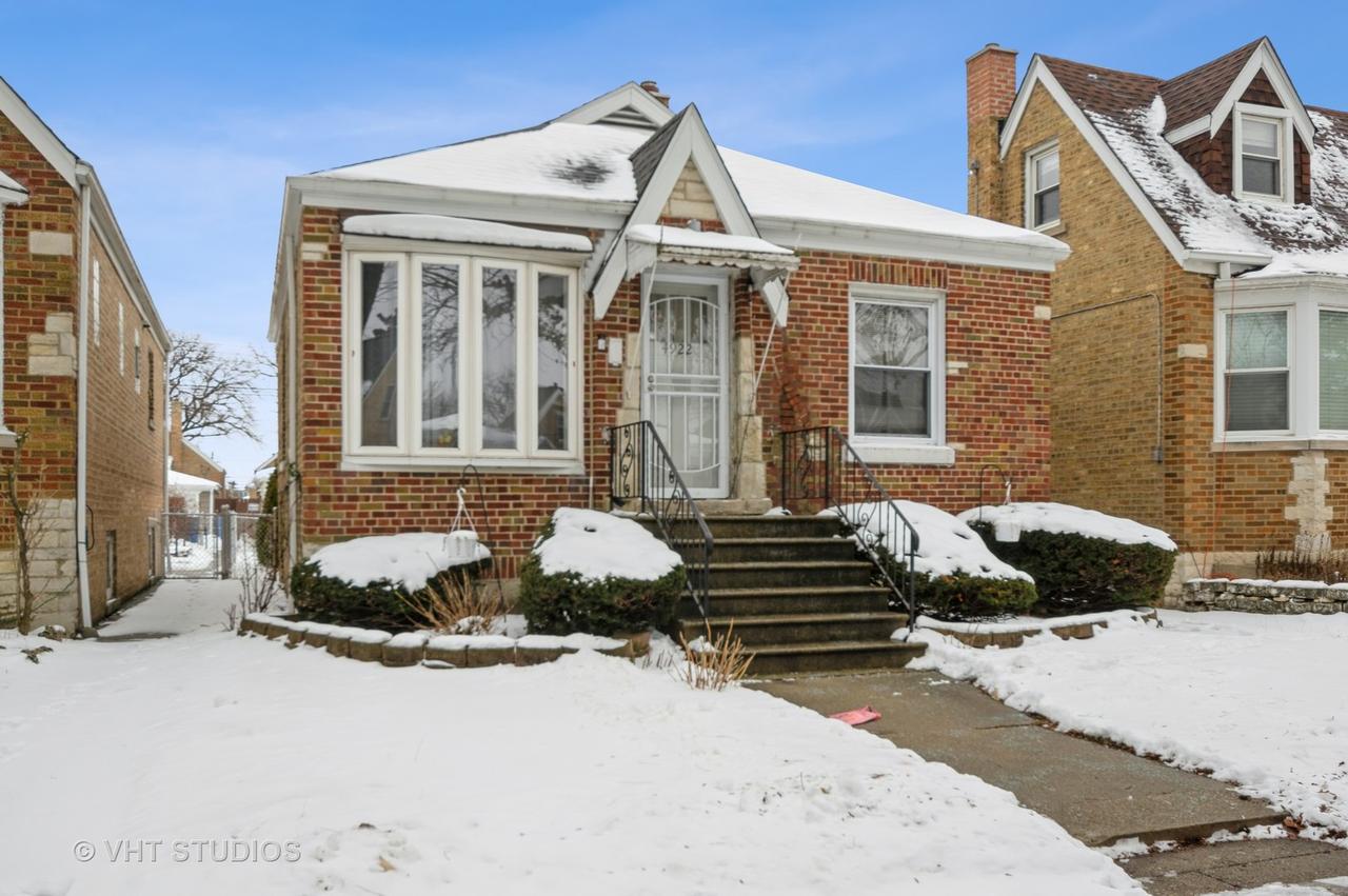 4922 N Austin Ave., Chicago, IL 60630