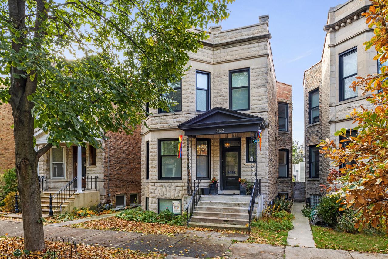 2432 N Mozart St., Chicago, IL 60647